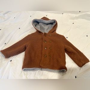 Boys/Girls brown jacket.